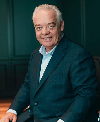 https://der-hoteltalk.de/wp-content/uploads/2025/05/bueckelerN.jpg